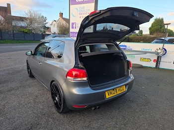 Used Volkswagen Golf 2009 for sale - 77708781: Photo