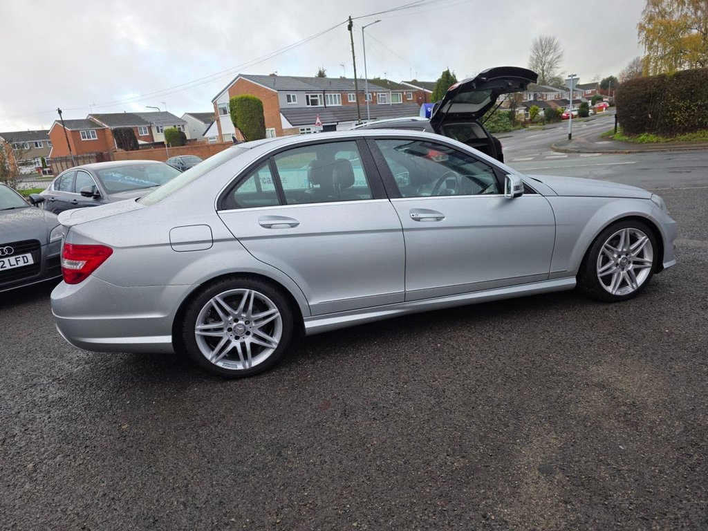 Used Mercedes-Benz C Class 2013 for sale - 76686301: Photo 10