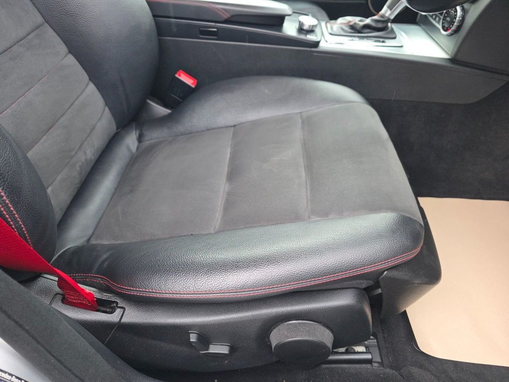 Used Mercedes-Benz C Class 2013 for sale - 76686301: Photo 23