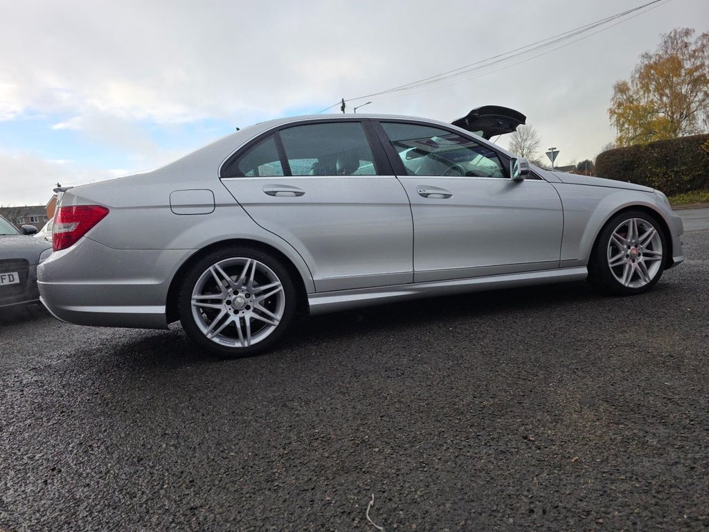 Used Mercedes-Benz C Class 2013 for sale - 76686301: Photo 31