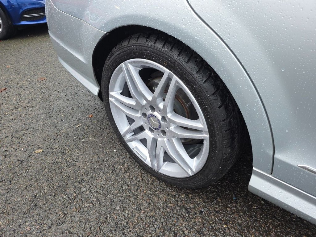 Used Mercedes-Benz C Class 2013 for sale - 76686301: Photo 8