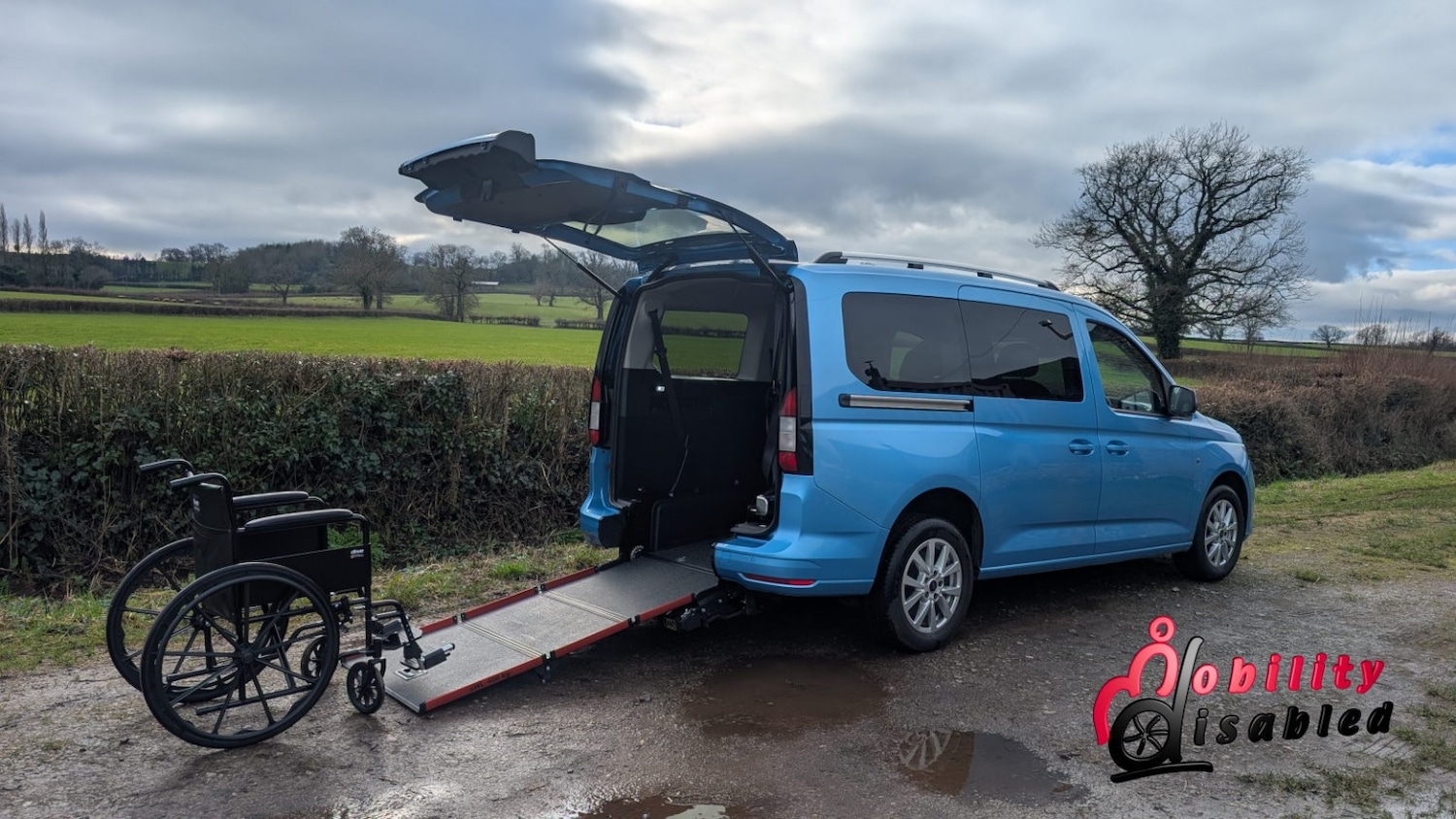 Used Ford Tourneo Connect 2024 for sale - 77775933: Photo 2