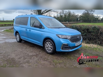 Used Ford Grand Tourneo Connect 2024 for sale - 77775933: Photo