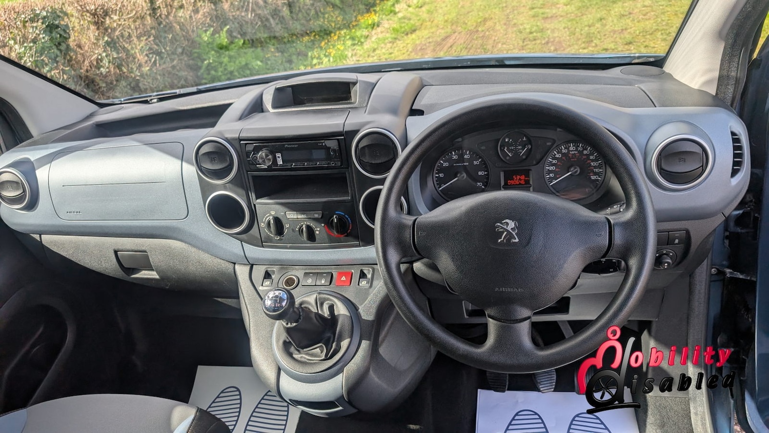 Used Peugeot Partner Tepee 2015 for sale - 77946151: Photo 10