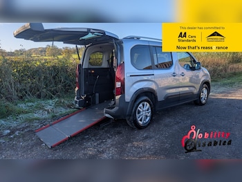 2019 - 1.5 HDI AUTOMATIC Wheelchair Accessible Vehicle 5-Door