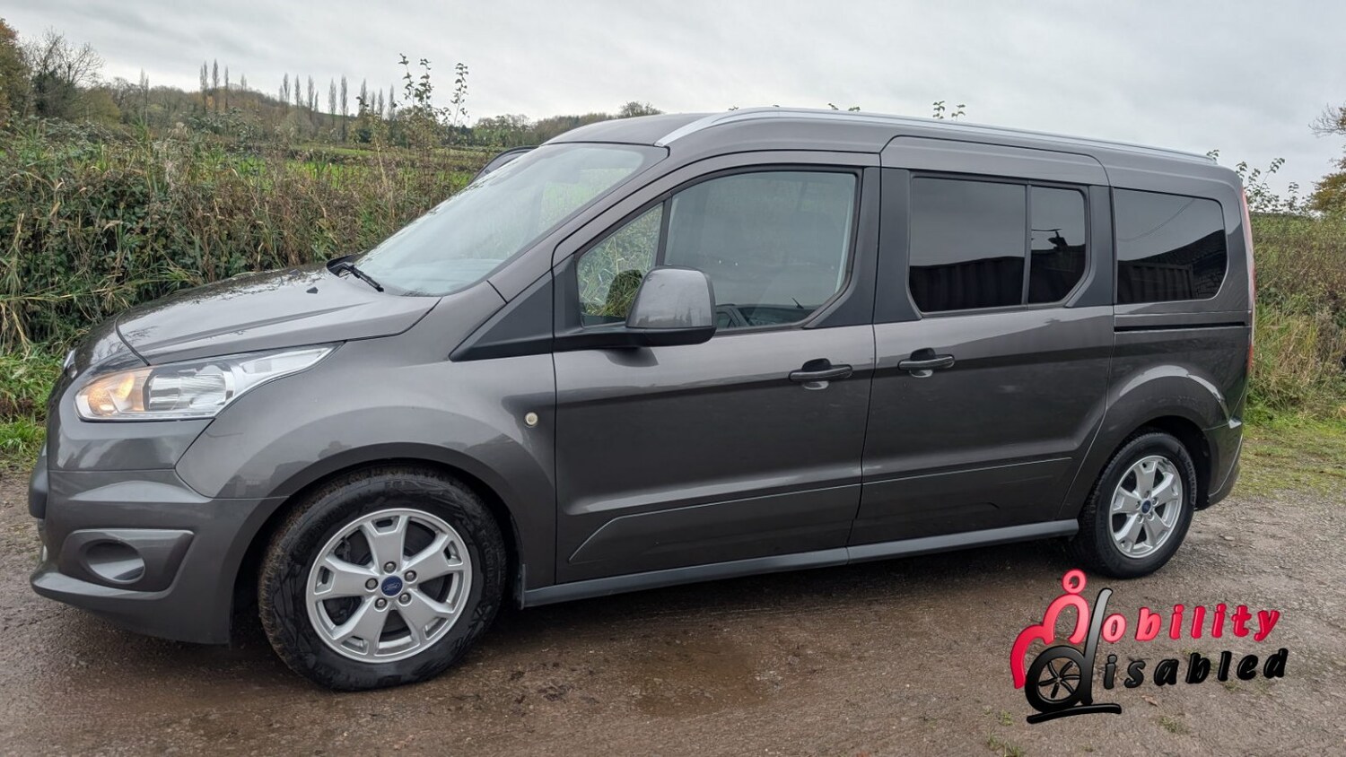 Used Ford Grand Tourneo Connect 2017 for sale - 76837028: Photo 45