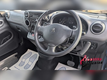 Used Peugeot Partner Tepee 2019 for sale - 78064597: Photo