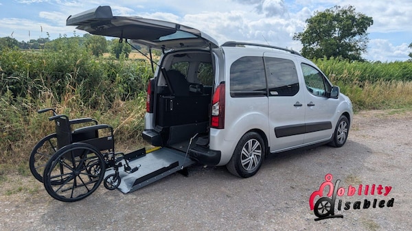 Used Citroen Berlingo 2013 for sale - 75774169: Photo 2