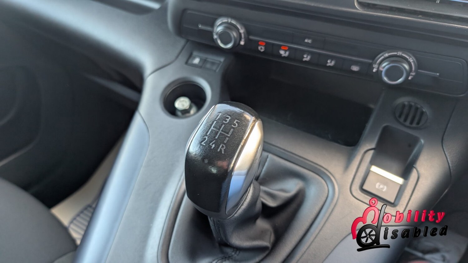 Used Peugeot Rifter 2020 for sale - 76643350: Photo 29