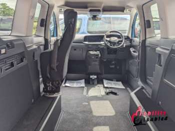 Used Ford Grand Tourneo Connect 2024 for sale - 74911295: Photo