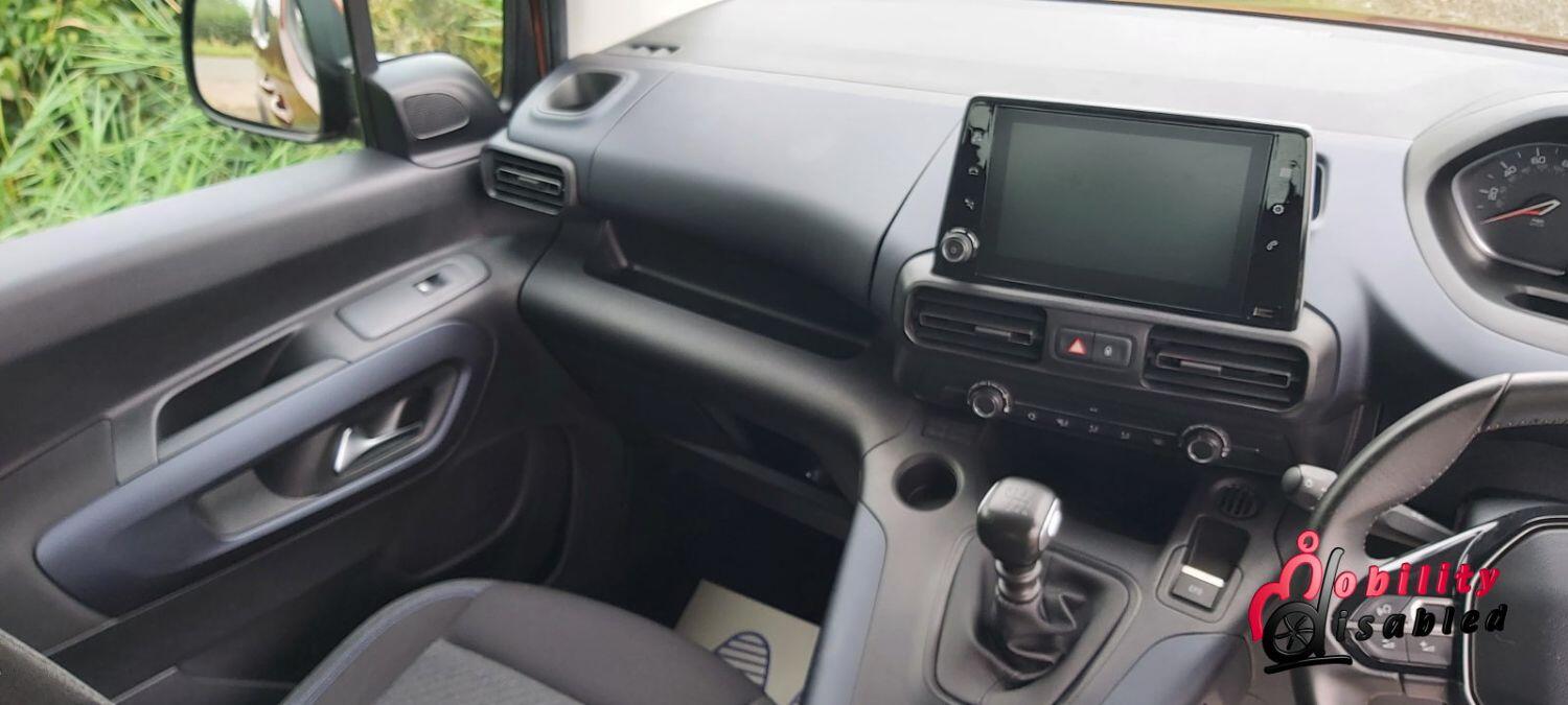 Vehicle 14