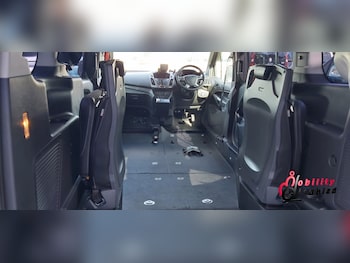 Used Ford Grand Tourneo Connect 2018 for sale - 75467027: Photo