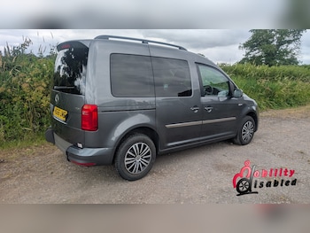 Used Volkswagen Caddy Life 2017 for sale - 79055485: Photo