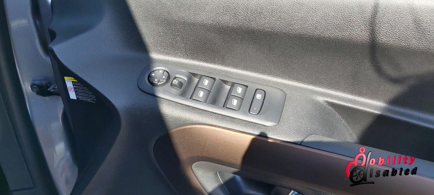 Used Peugeot Rifter 2024 for sale - 76794488: Photo 7