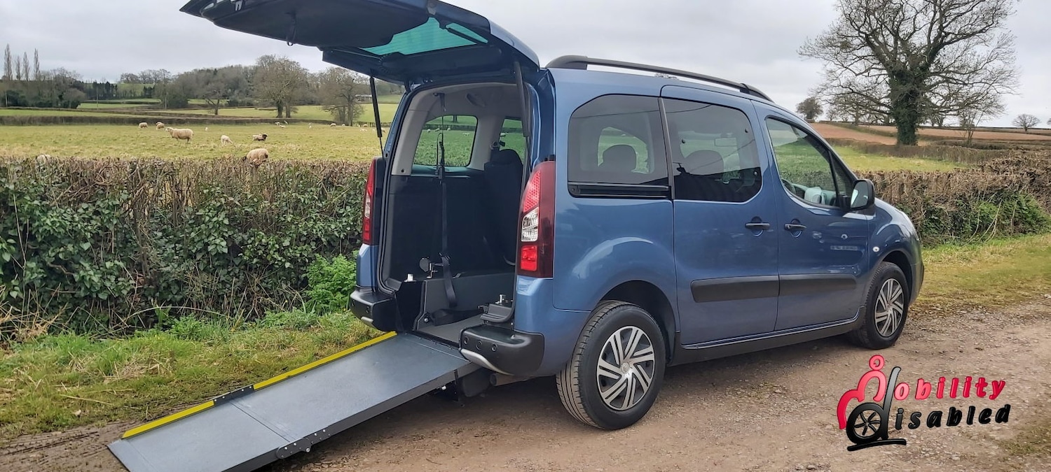 Vehicle 28