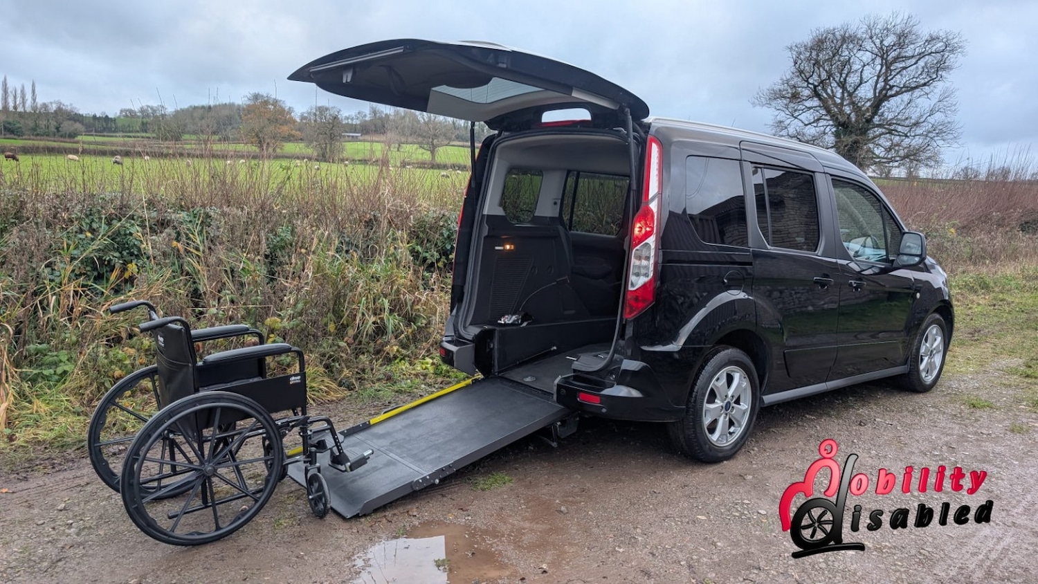 Used Ford Tourneo Connect 2018 for sale - 76884915: Photo 2