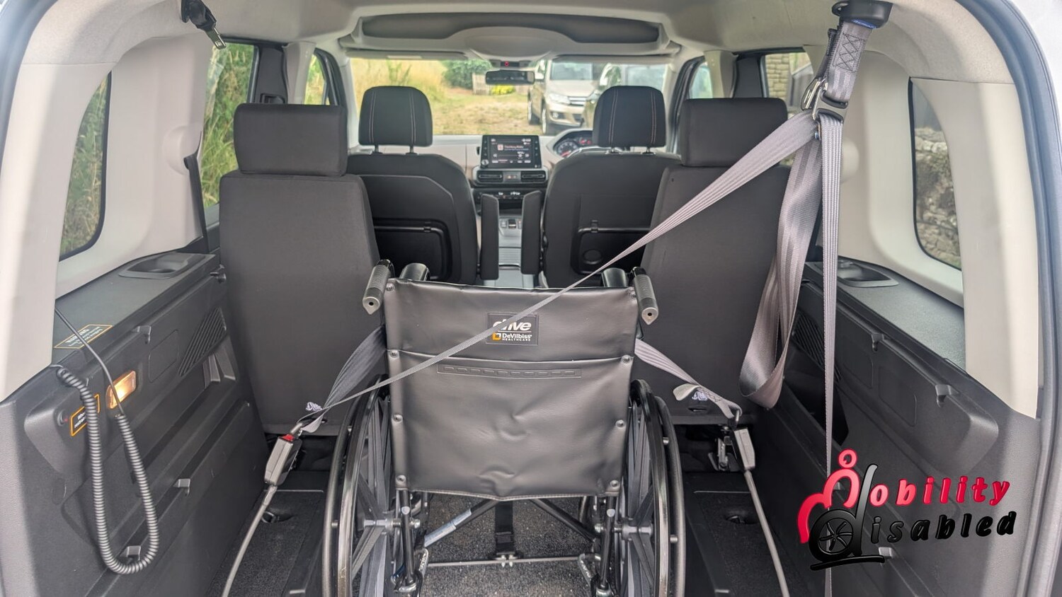 Used Peugeot Rifter 2024 for sale - 77946321: Photo 29