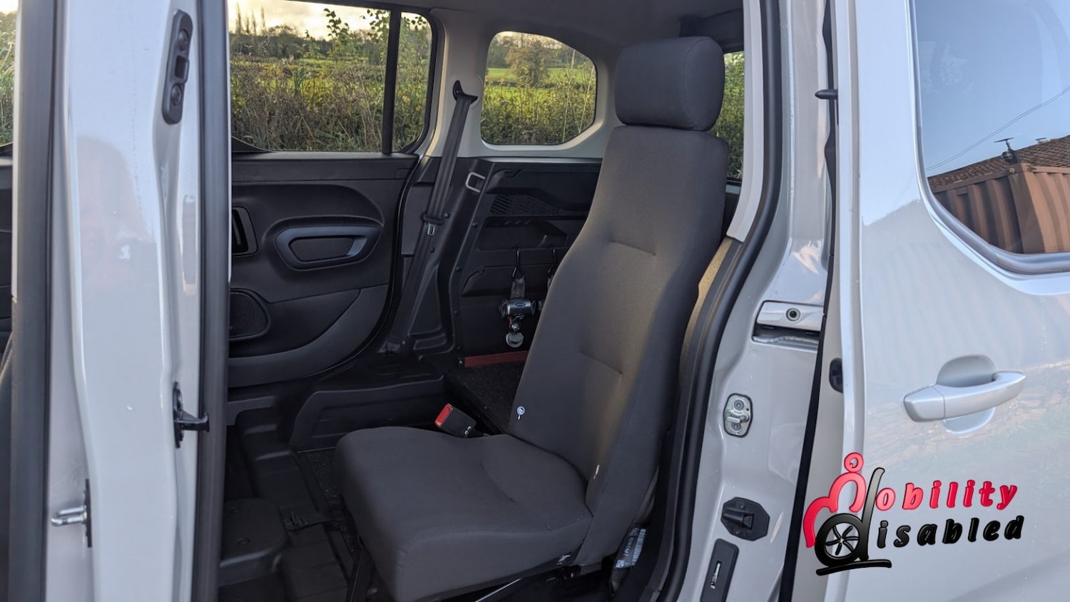 Used Peugeot Rifter 2020 for sale - 77775937: Photo 40