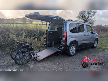 Used Peugeot Rifter 2020 for sale - 76884850: Photo