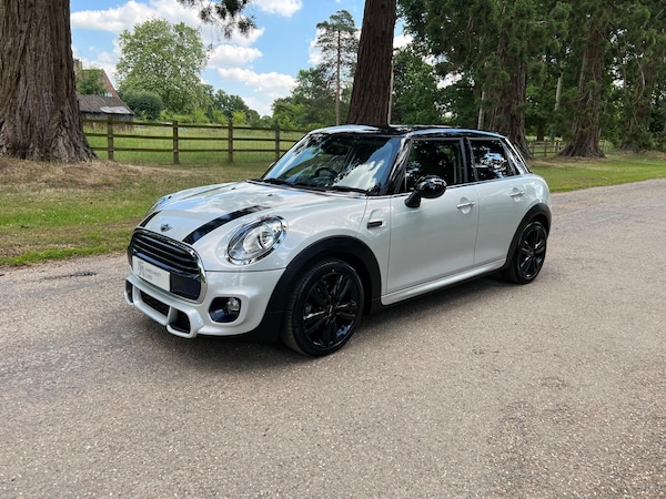 Used MINI Hatch 2017 for sale - 76151428: Photo 3