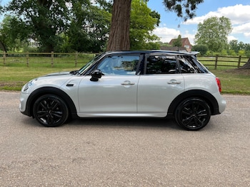 Used MINI Hatch 2017 for sale - 76151428: Photo 4