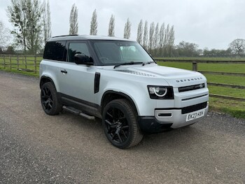 Used Land Rover Defender 90 2023 for sale - 78244709: Photo