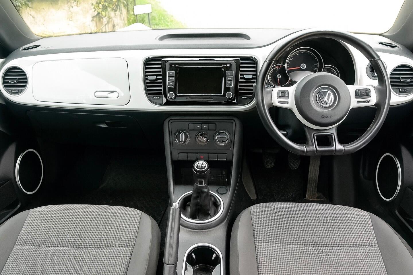 Used Volkswagen Beetle 2013 for sale - 76671268: Photo 4