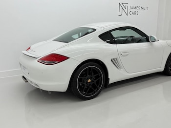 Used Porsche Cayman 2011 for sale - 75363235: Photo