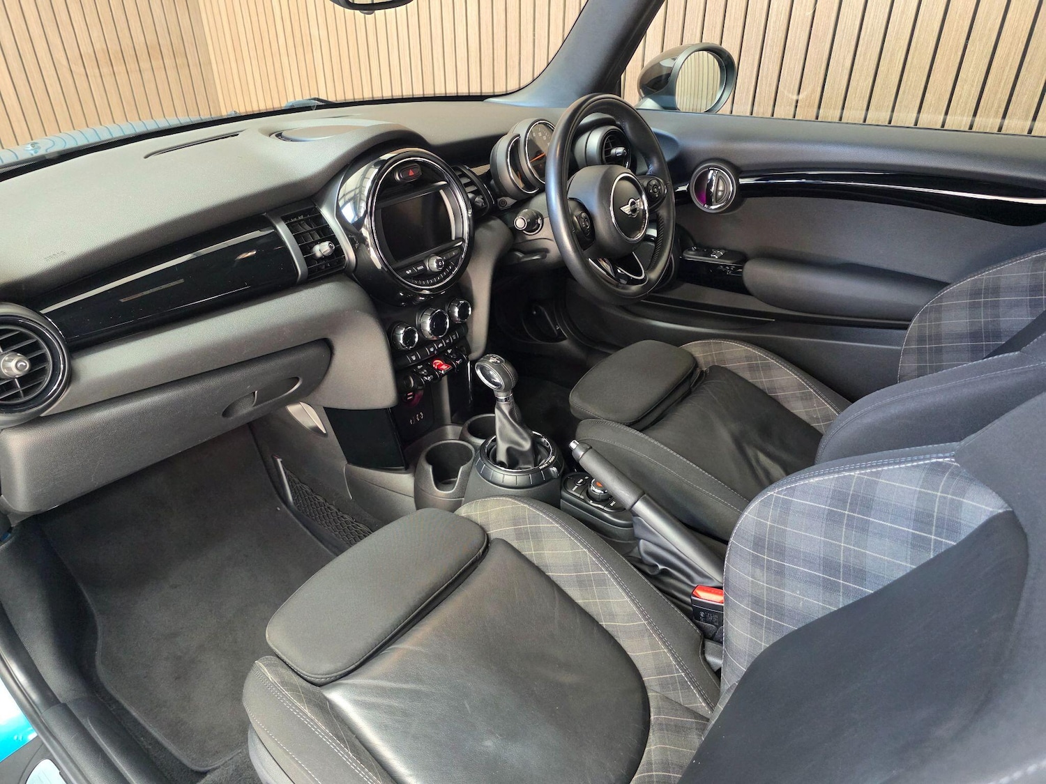 Used MINI Hatch 2017 for sale - 78127664: Photo 24