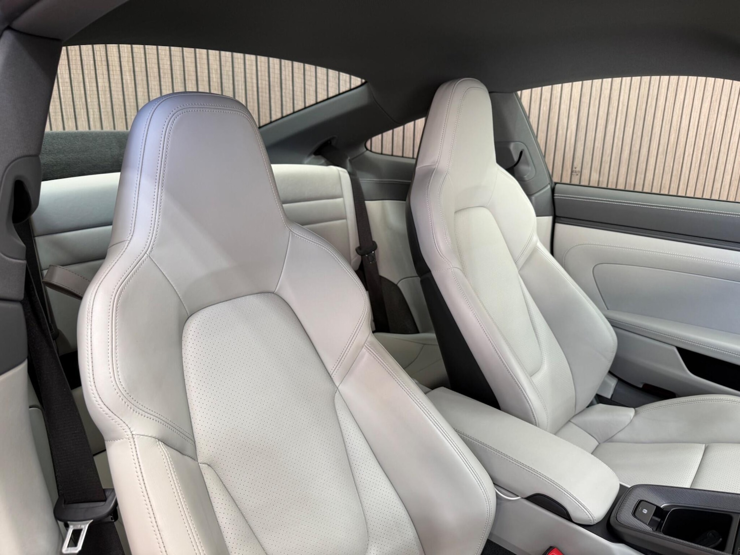 Used Porsche 911 2019 for sale - 78034620: Photo 25