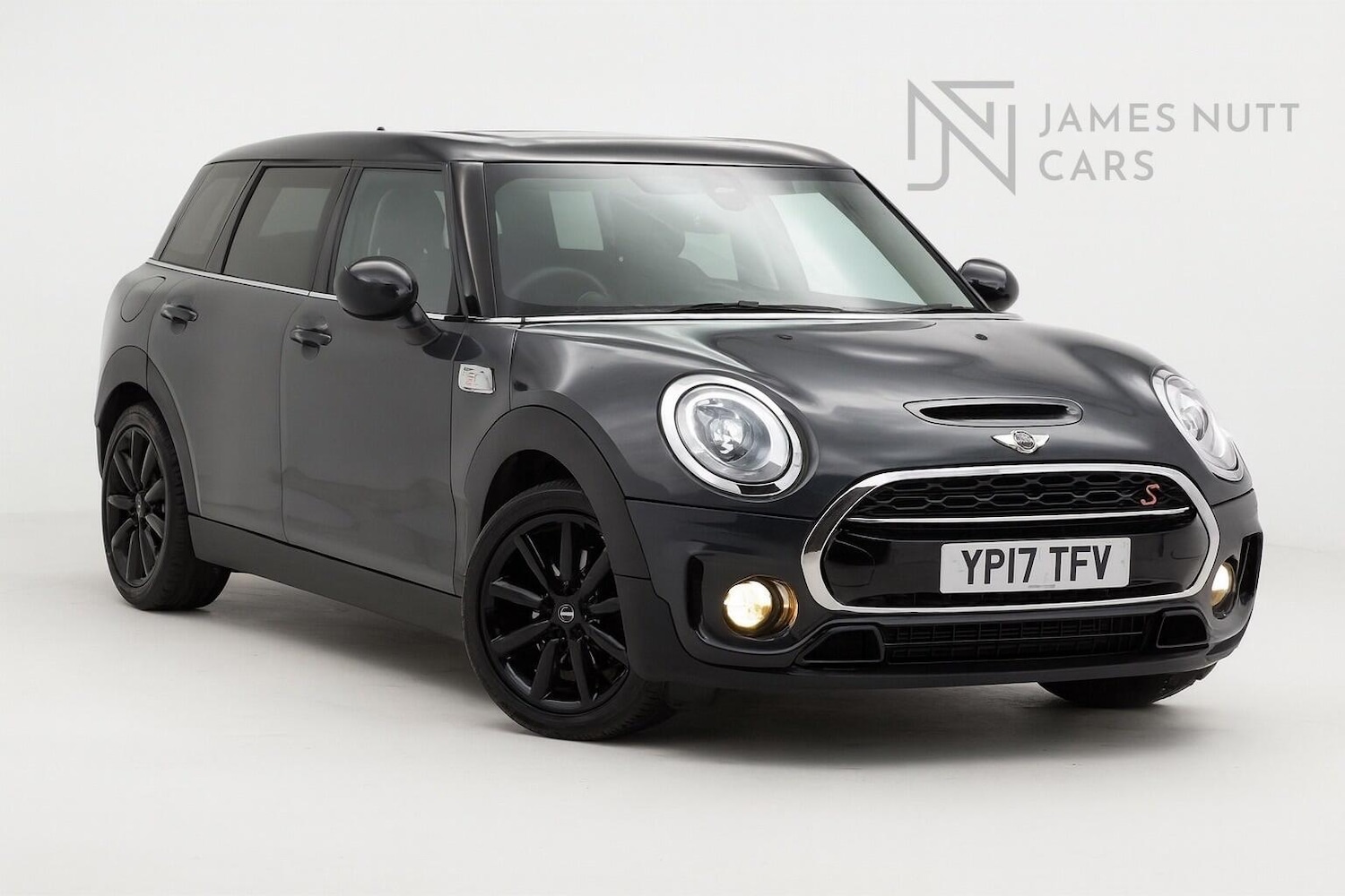 Used MINI Clubman 2017 for sale - 76370360: Photo 1