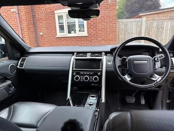 Used Land Rover Discovery 2019 for sale - 76270560: Photo 4