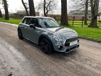 Used MINI Hatch 2017 for sale - 75741112: Photo