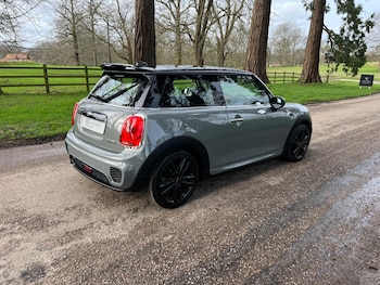 Used MINI Hatch 2017 for sale - 75741112: Photo