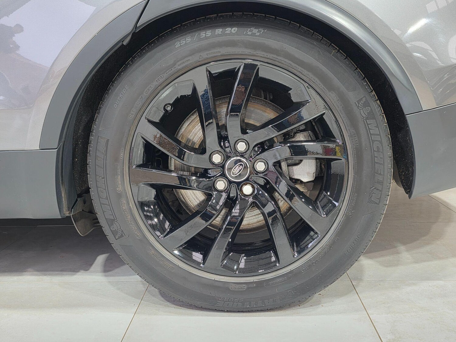 Used Land Rover Discovery 2018 for sale - 76521767: Photo 12