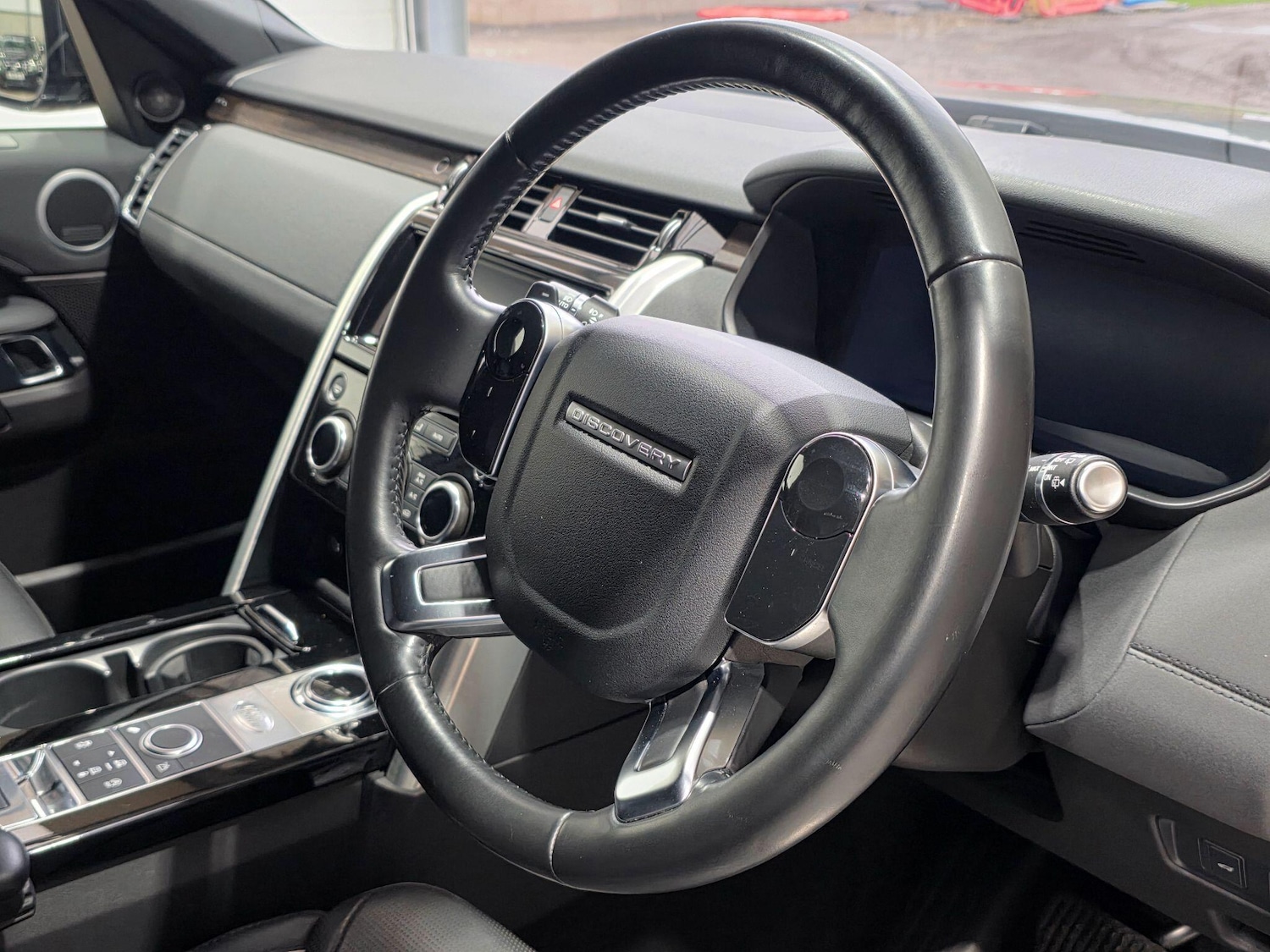 Used Land Rover Discovery 2018 for sale - 76521767: Photo 23