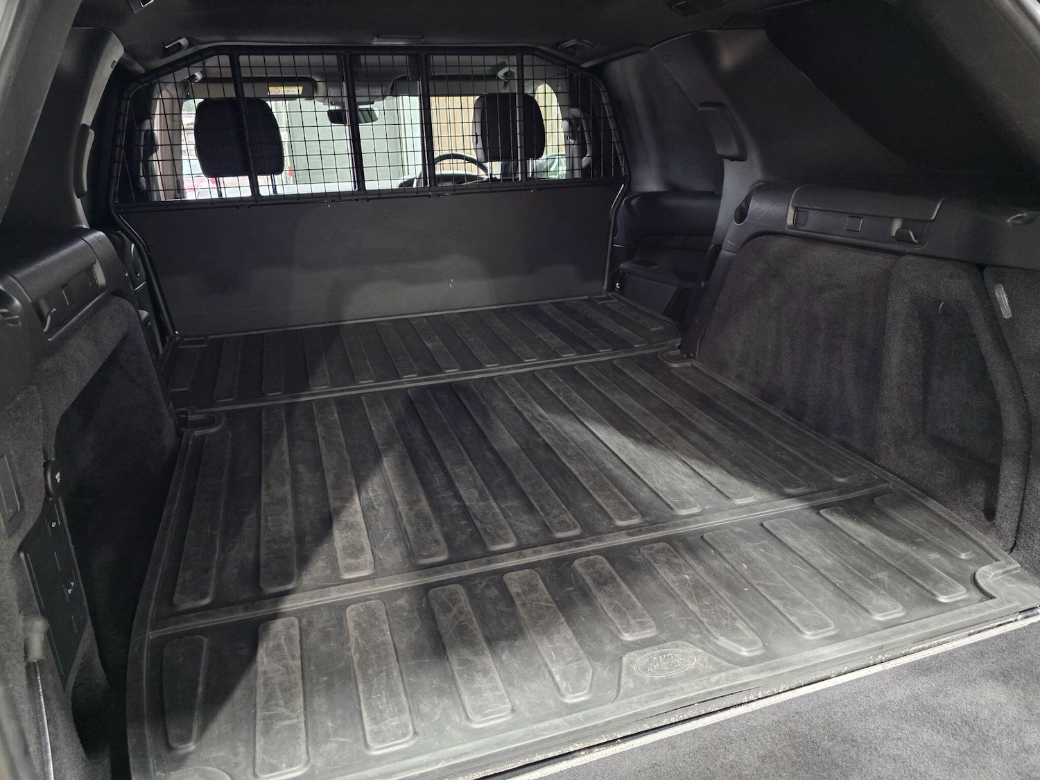 Used Land Rover Discovery 2018 for sale - 76521767: Photo 27