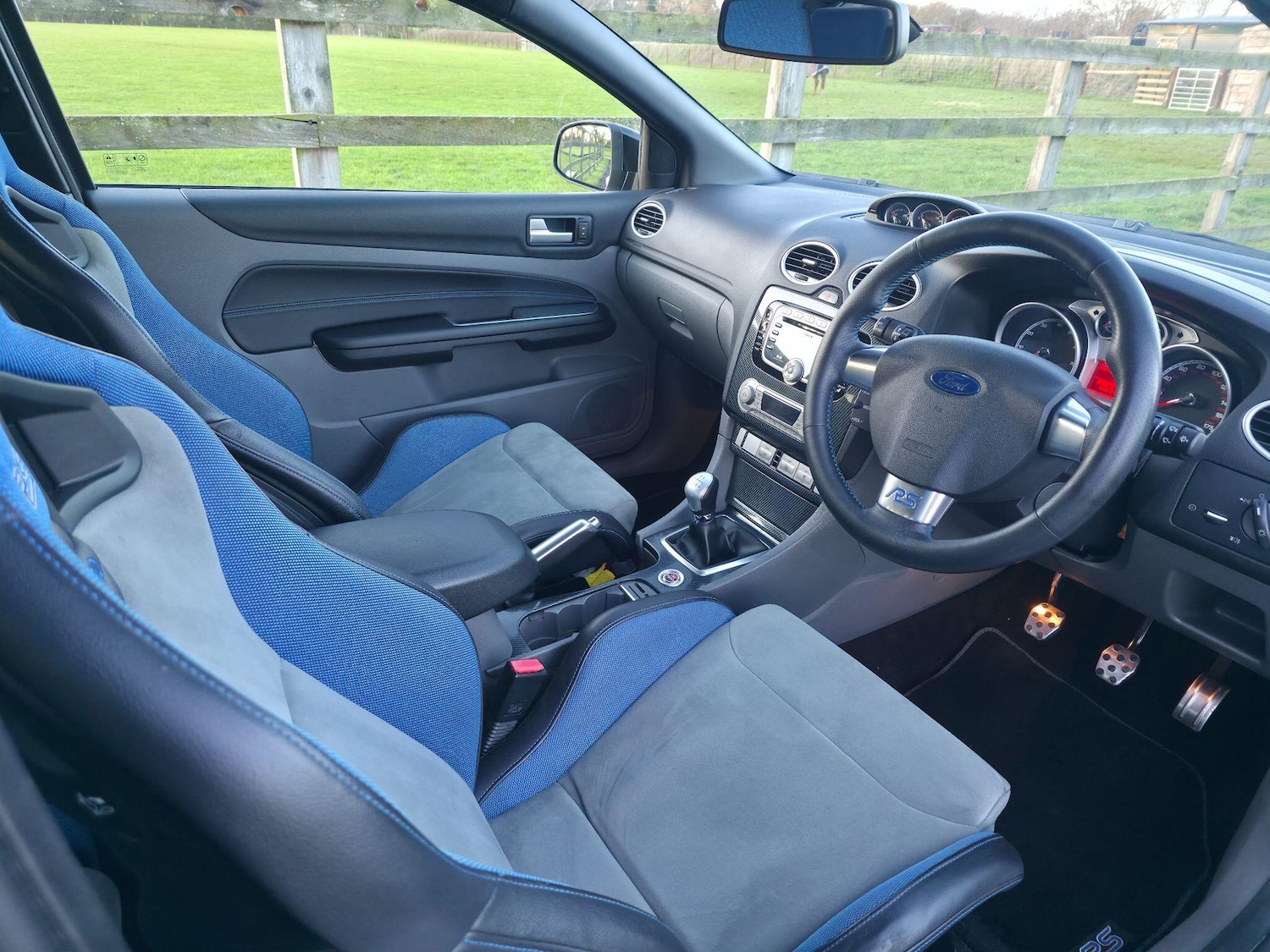 Used Ford Focus 2010 for sale - 76380883: Photo 25