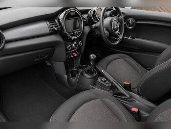 Used MINI Hatch 2018 for sale - 78448006: Photo