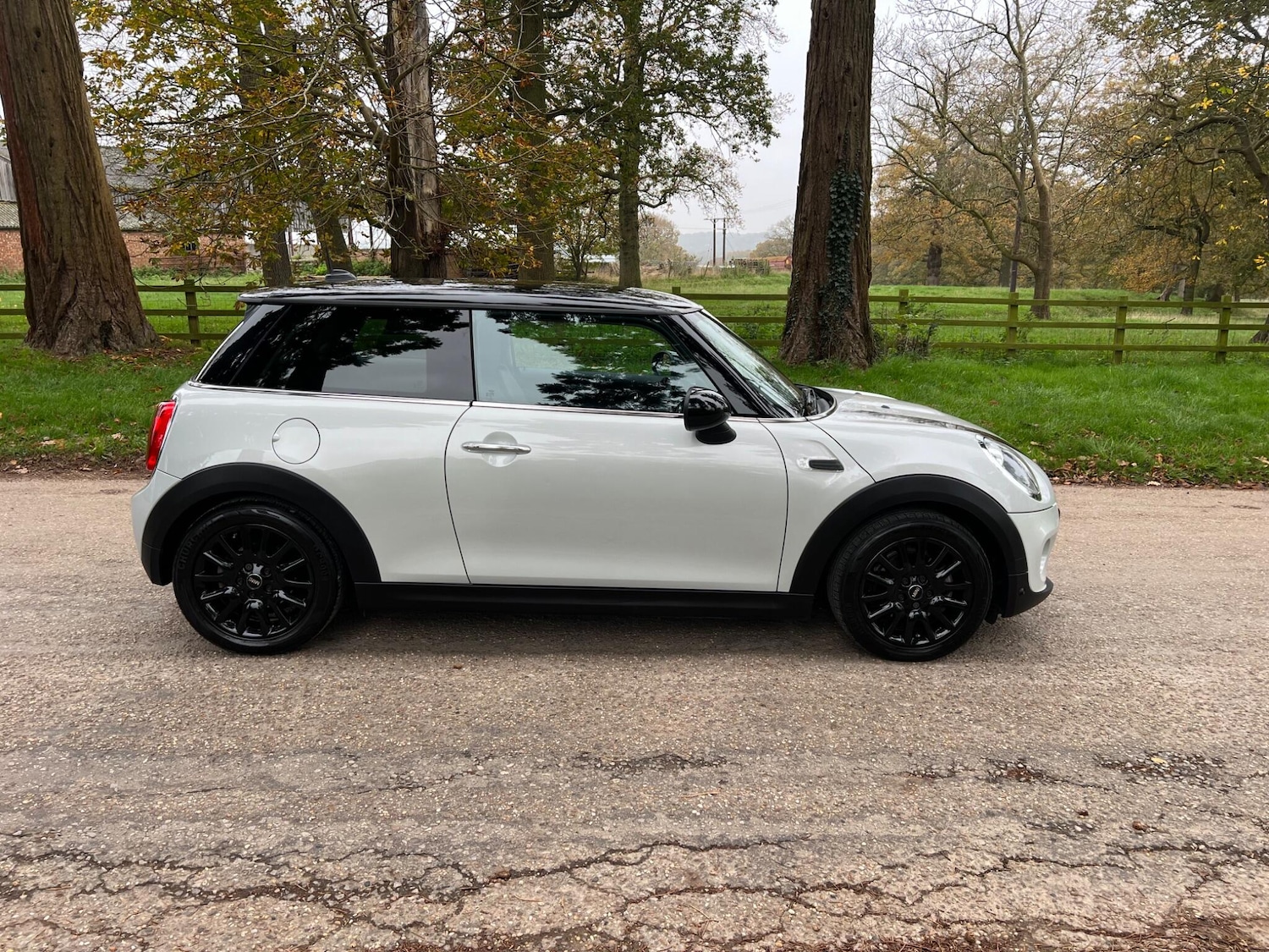 Used MINI Hatch 2015 for sale - 77359126: Photo 3