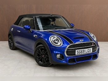 Used MINI Convertible 2019 for sale - 78662423: Photo