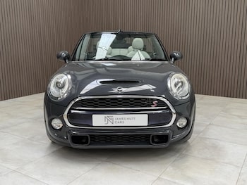 Used MINI Convertible 2016 for sale - 79033570: Photo