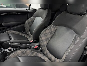 Used MINI Convertible 2017 for sale - 77564945: Photo