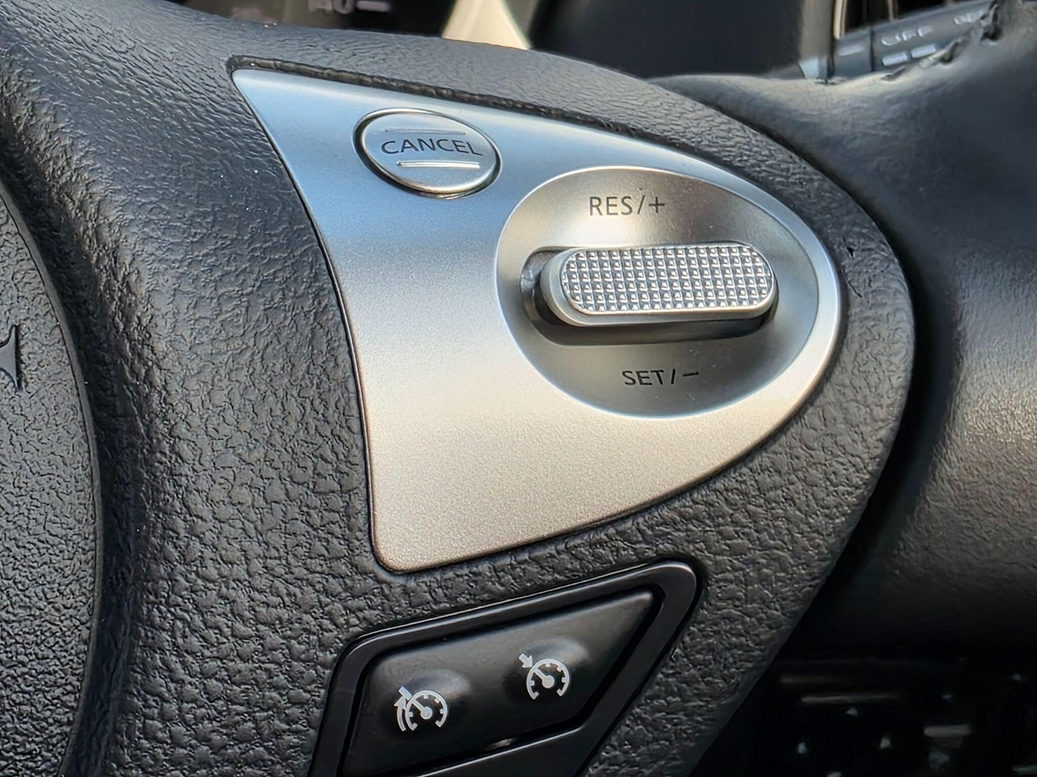 Used Nissan Juke 2018 for sale - 76926783: Photo 32