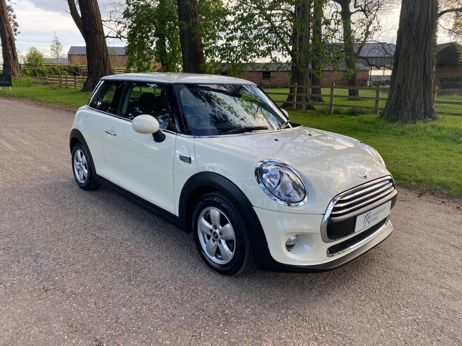 Used MINI Hatch 2014 for sale - 77331553: Photo 2