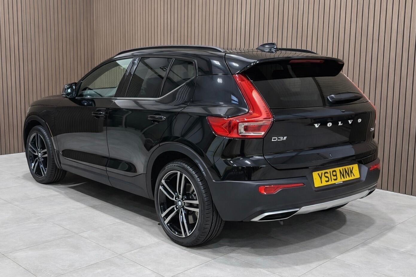 Used Volvo XC40 2019 for sale - 77709864: Photo 2