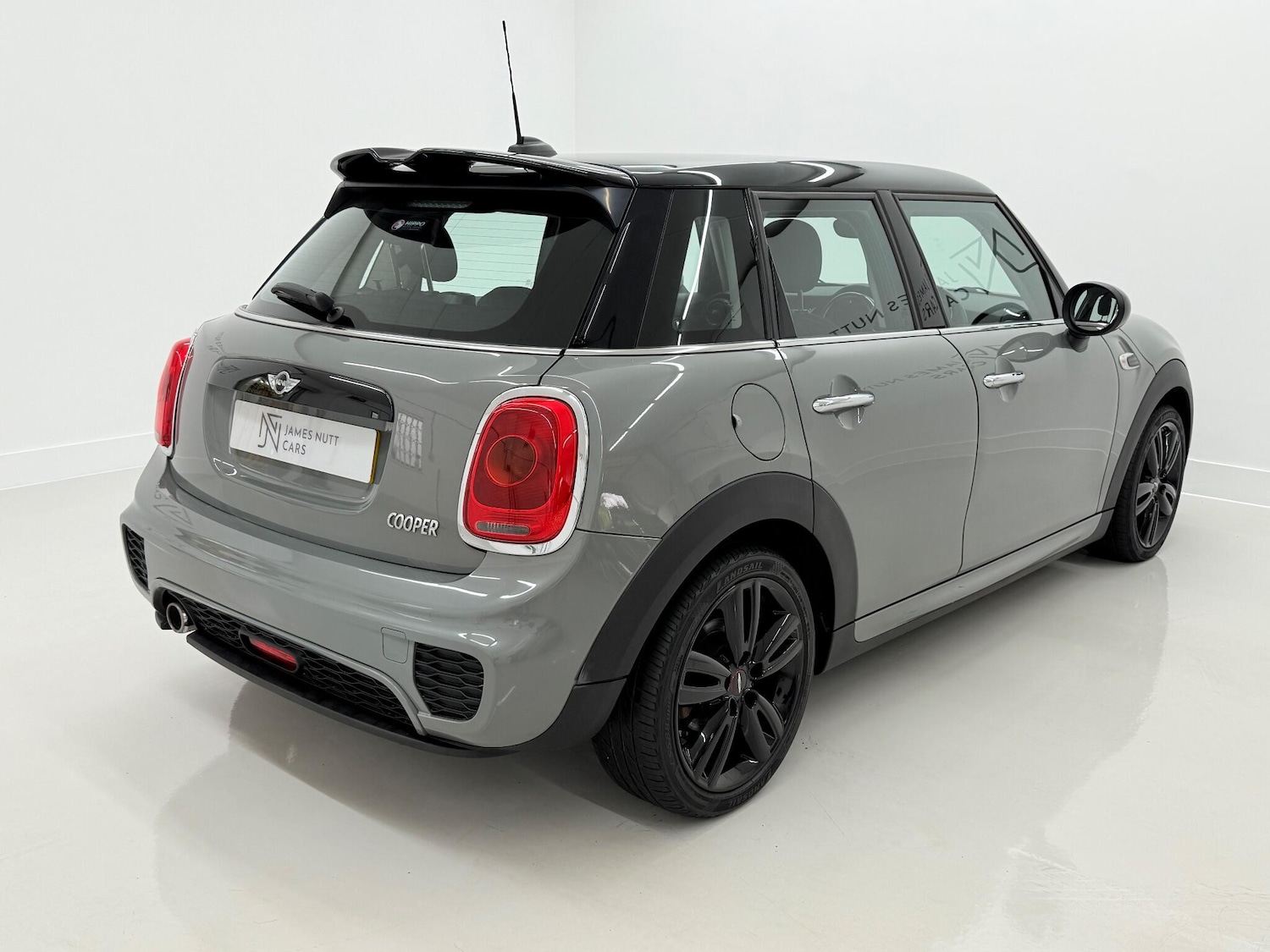 Used MINI Hatch 2017 for sale - 77230041: Photo 4