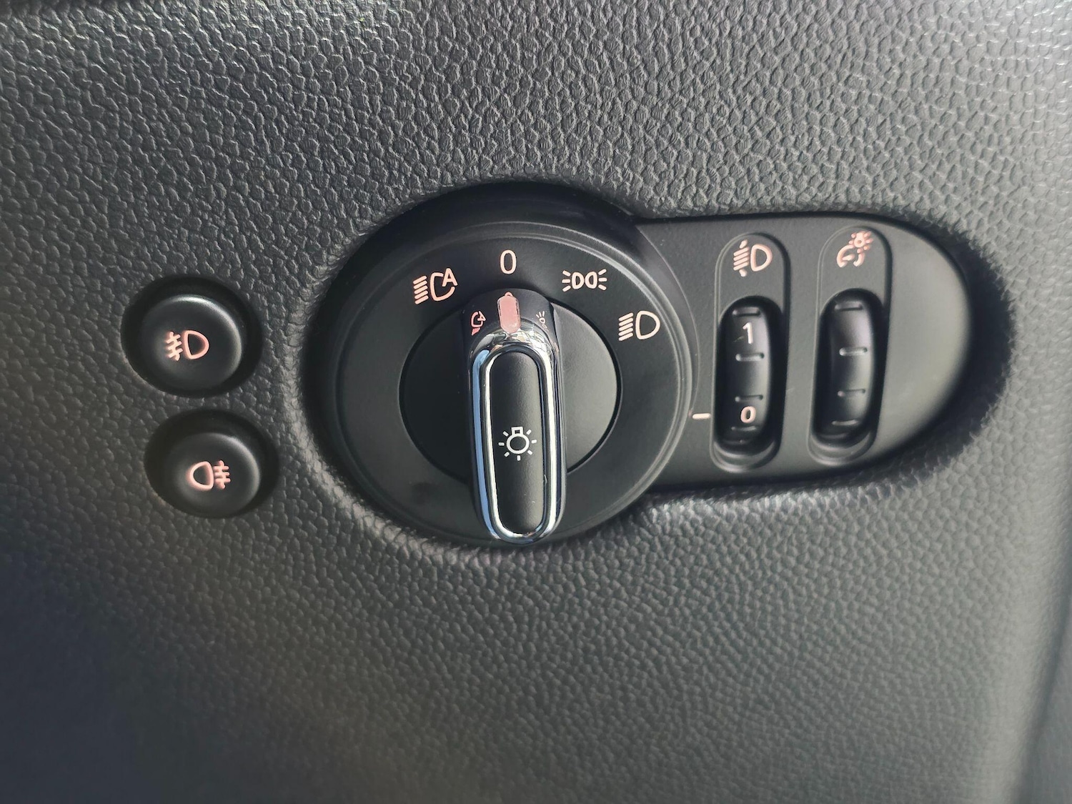 Used MINI Hatch 2019 for sale - 77598656: Photo 34