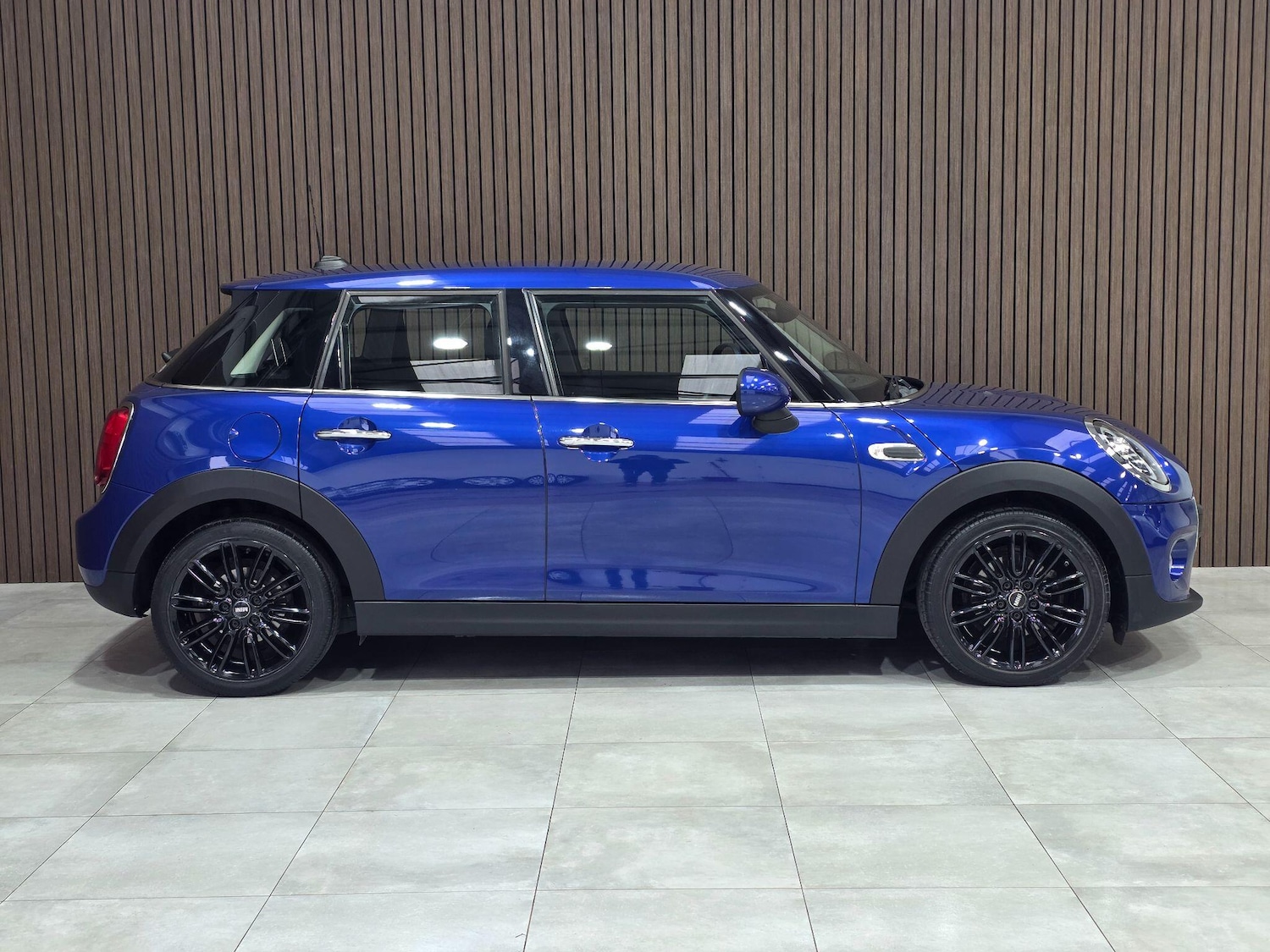 Used MINI Hatch 2019 for sale - 77598656: Photo 6