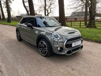 Used MINI Hatch 2018 for sale - 75232302: Photo